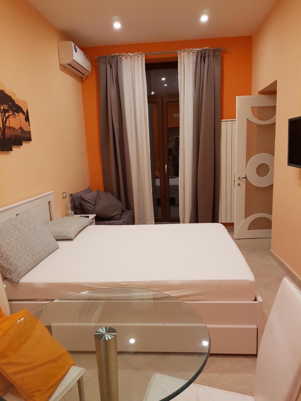 Il Giardino Di Daphne Bed & Breakfast Napoli Eksteriør bilde